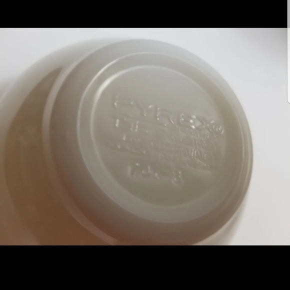 HTF Set of 4 Pyrex Opal 701 Tea Cups - Picture 4 of 4